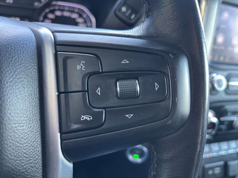 Used 2023 GMC Sierra 3500 SLE w/ SLE Convenience Package image 17