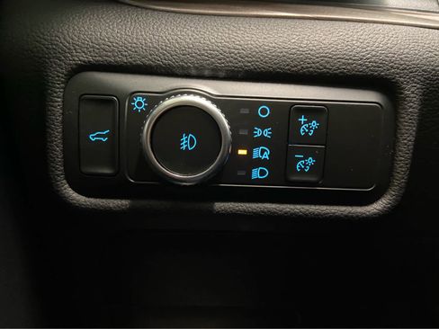 Used 2022 Ford Explorer Limited w/ Equipment Group 301A image 46