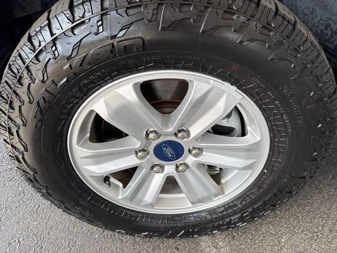Used 2019 Ford F150 XLT w/ Equipment Group 301A Mid AWD/4WD image 11