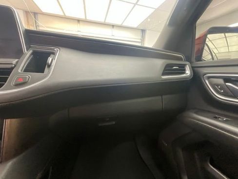 Used 2023 Chevrolet Tahoe High Country AWD/4WD image 10