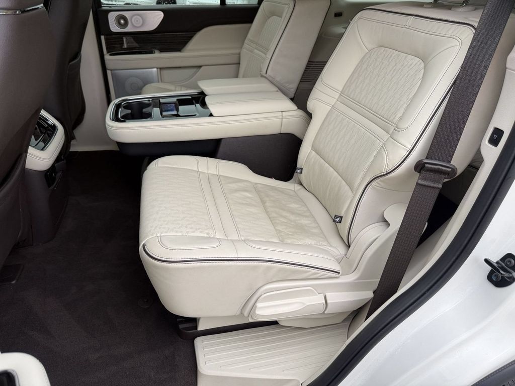 Certified 2023 Lincoln Navigator Black Label AWD/4WD image 27