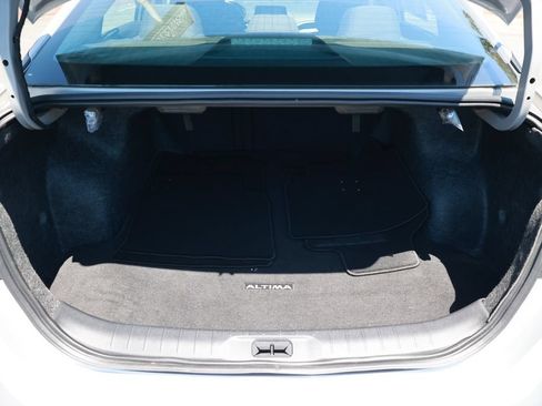 Used 2023 Nissan Altima 2.5 S FWD image 37