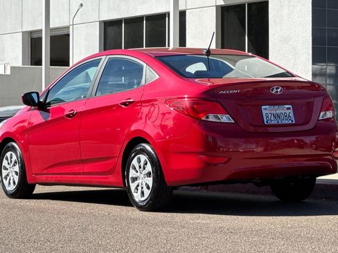 Used 2016 Hyundai Accent SE image 3