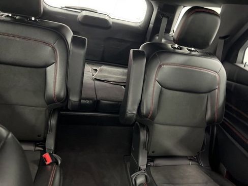 Used 2022 Ford Explorer ST-Line image 27