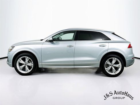 Used 2023 Audi Q8 Premium Plus w/ Premium Plus Package image 4