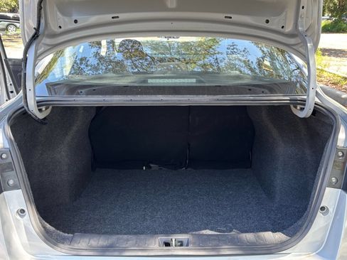 Used 2025 Nissan Versa SV FWD image 24