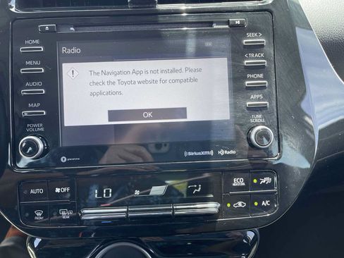 Used 2020 Toyota Prius Prime LE FWD image 20