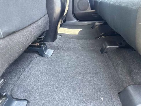 Used 2014 Toyota RAV4 XLE FWD image 11