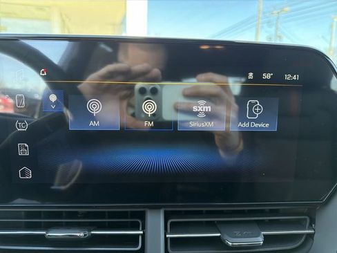 New 2026 Chevrolet Trax RS w/ Sunroof Package image 17