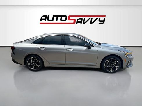 Used 2025 Kia K5 GT-Line AWD/4WD image 8