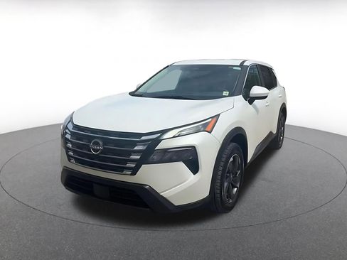 Used 2025 Nissan Rogue SV AWD/4WD image 7