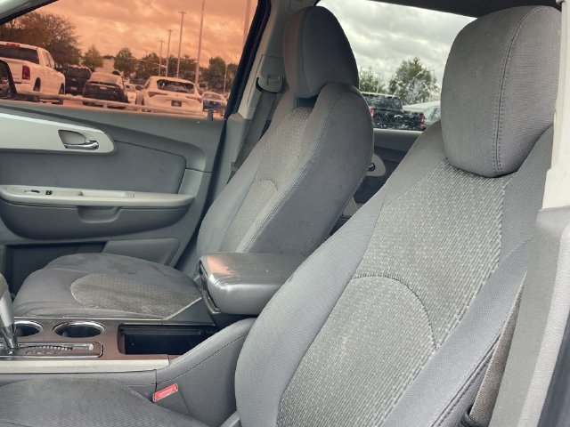 Used 2010 Chevrolet Traverse LS FWD image 14