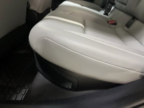 Used 2025 Toyota Camry SE image 22