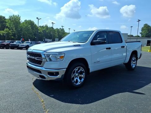 Used 2023 RAM 1500 Big Horn AWD/4WD image 3