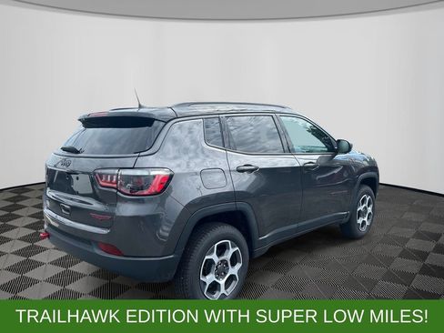 Used 2022 Jeep Compass Trailhawk w/ Trailhawk Convenience Group AWD/4WD image 5
