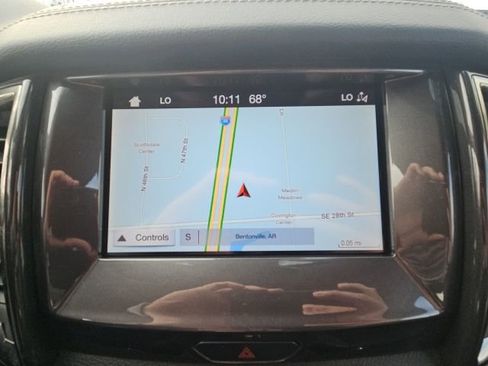 Used 2019 Ford Ranger Lariat w/ Black Appearance Package image 21