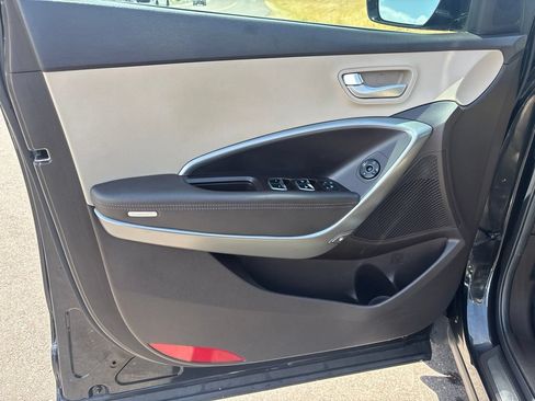 Used 2018 Hyundai Santa Fe Sport FWD image 12
