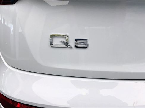 Certified 2023 Audi Q5 2.0T Premium w/ Convenience Package image 32