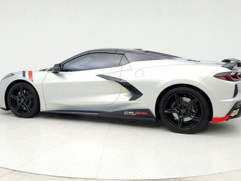 Used 2021 Chevrolet Corvette Stingray Premium Conv w/ Z51 Performance Package image 7