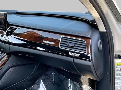 Used 2017 Audi A8 L 4.0T w/ Rear Seat Comfort Package AWD/4WD image 19