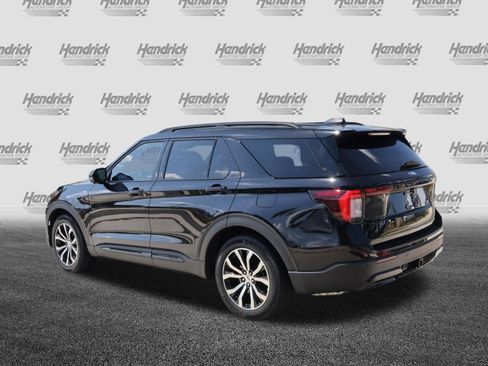 Used 2025 Ford Explorer ST-Line RWD image 7