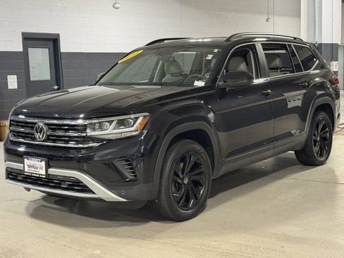 Used 2022 Volkswagen Atlas SE w/ Panoramic Sunroof Package image 28