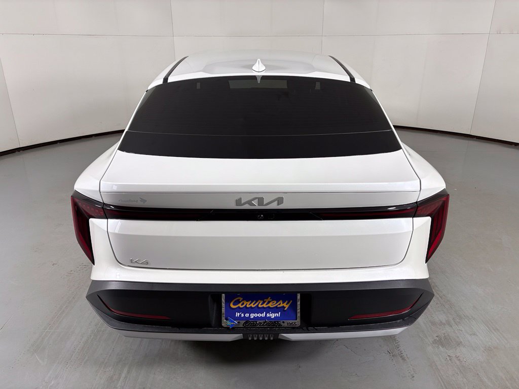 New 2026 Kia K4 FWD image 7