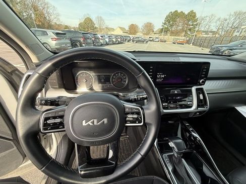Used 2022 Kia Sorento SX image 20