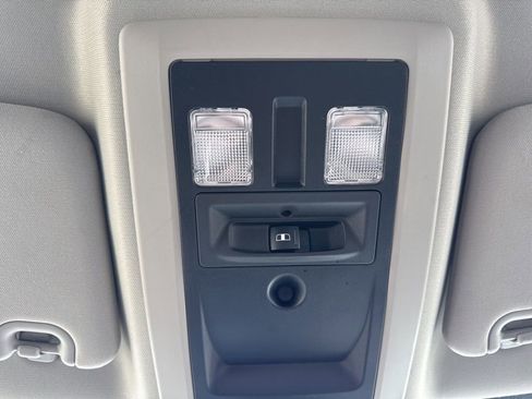 Certified 2023 RAM 1500 Classic SLT w/ Trailer & Traction Group image 30