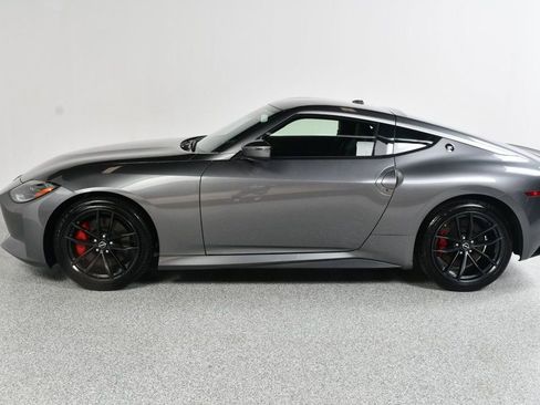 Used 2024 Nissan Z Performance w/ Floor Mat Package RWD image 4