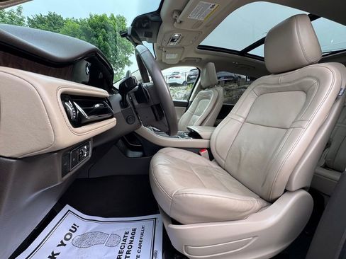 Used 2021 Lincoln Aviator Reserve w/ Equipment Group 201A AWD/4WD image 14