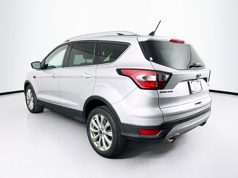 Used 2018 Ford Escape Titanium w/ Ford Safe & Smart Package image 5