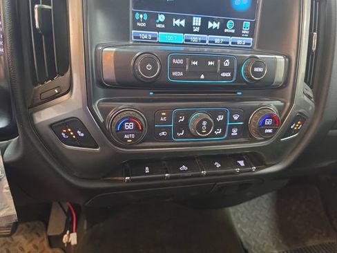 Used 2017 Chevrolet Silverado 3500 LT w/ LT Convenience Package AWD/4WD image 10