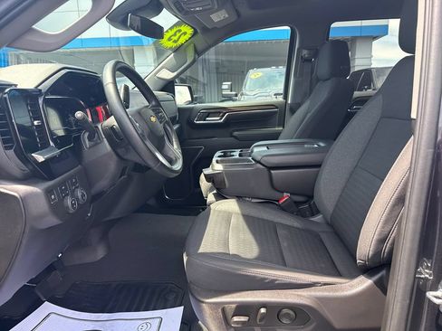 Used 2023 Chevrolet Silverado 1500 LT AWD/4WD image 21
