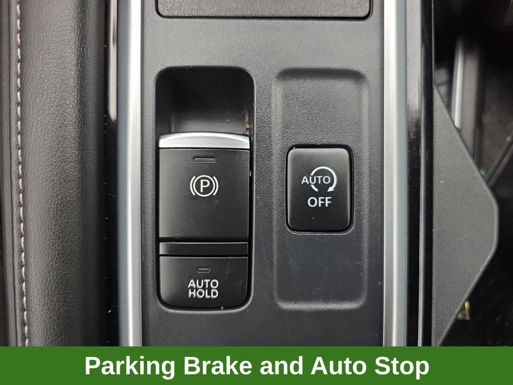 Used 2024 Nissan Pathfinder SL w/ Lighting Package (N92) AWD/4WD image 32