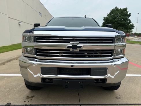 Used 2015 Chevrolet Silverado 2500 W/T w/ WT Convenience Package AWD/4WD image 3