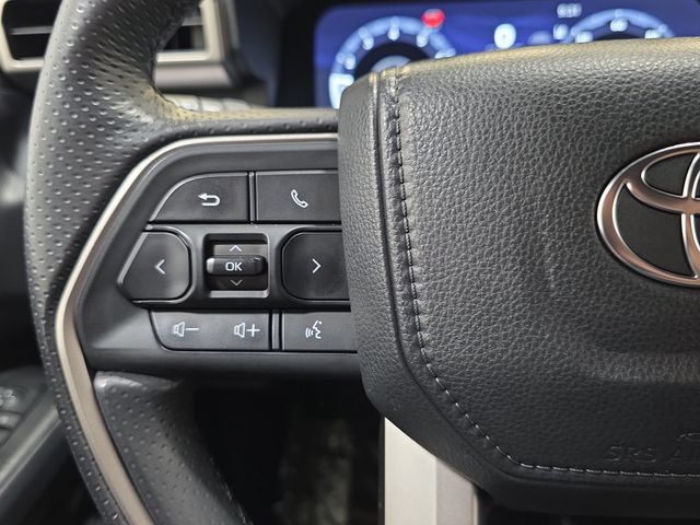 Certified 2025 Toyota 4Runner TRD Off-Road Premium w/ Tow Technology Package AWD/4WD image 13
