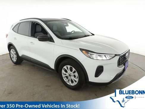 Used 2025 Ford Escape Active image 1
