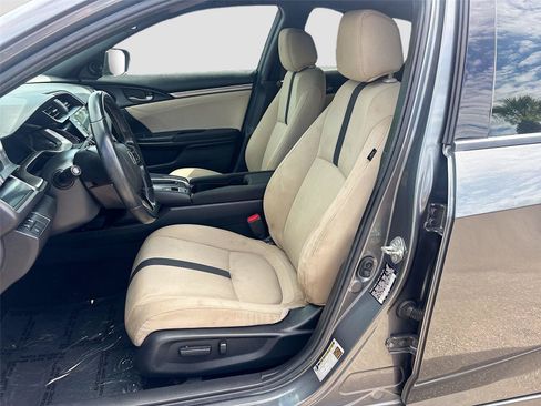 Used 2020 Honda Civic EX image 20