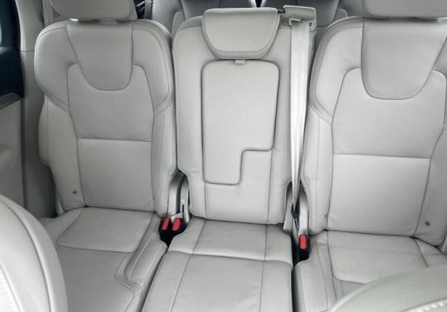 Used 2024 Volvo XC90 T8 Ultimate AWD/4WD image 4