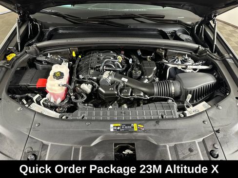 Used 2024 Jeep Grand Cherokee L Altitude AWD/4WD image 5