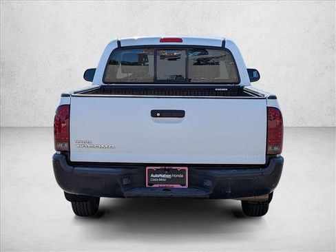 Used 2014 Toyota Tacoma 2WD Regular Cab image 7