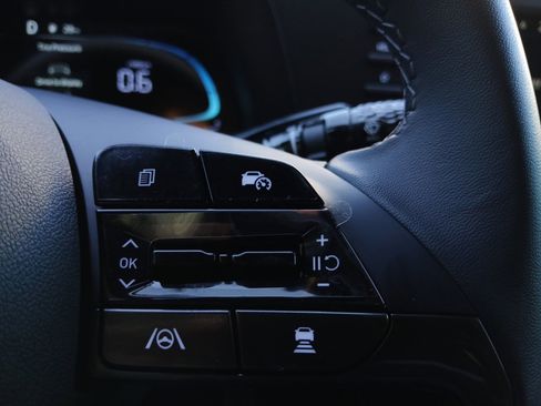 New 2026 Hyundai Elantra SEL Sport Premium image 17