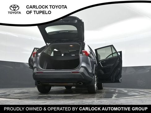 Used 2021 Toyota RAV4 XLE Premium image 46