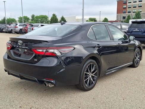 Used 2024 Toyota Camry SE FWD image 6