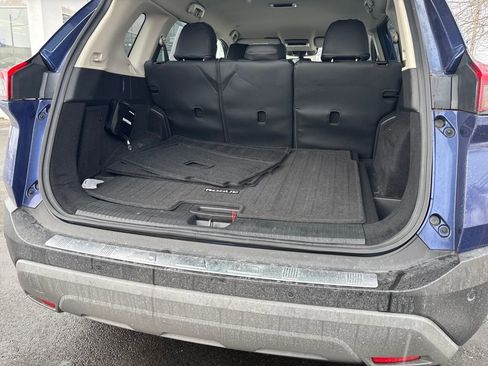 Used 2023 Nissan Rogue SV AWD/4WD image 15