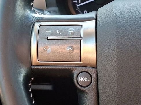 Used 2018 Lexus GX 460 Premium w/ Premium Package AWD/4WD image 23