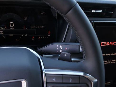 New 2026 GMC Terrain Denali w/ LPO, Black Badging Package image 28