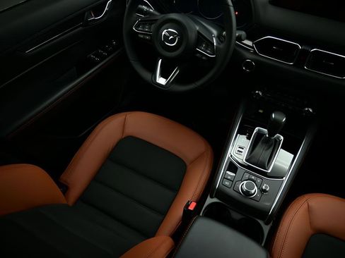 New 2025 MAZDA CX-5 Carbon Edition AWD/4WD image 10