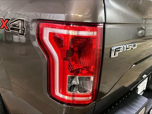 Used 2015 Ford F150 XLT w/ Equipment Group 301A Mid AWD/4WD image 10